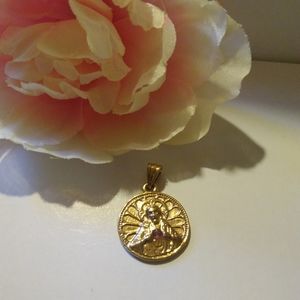 10kt gold Jesus pendant